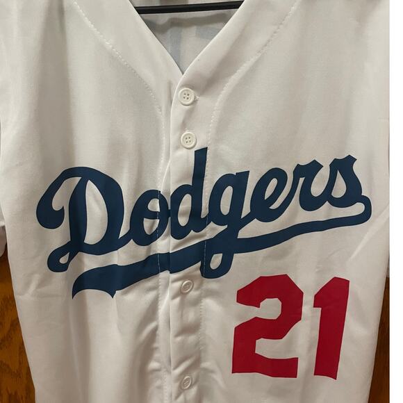 Dodgers Buehler Promotional Jersey - Picture 3 of 5